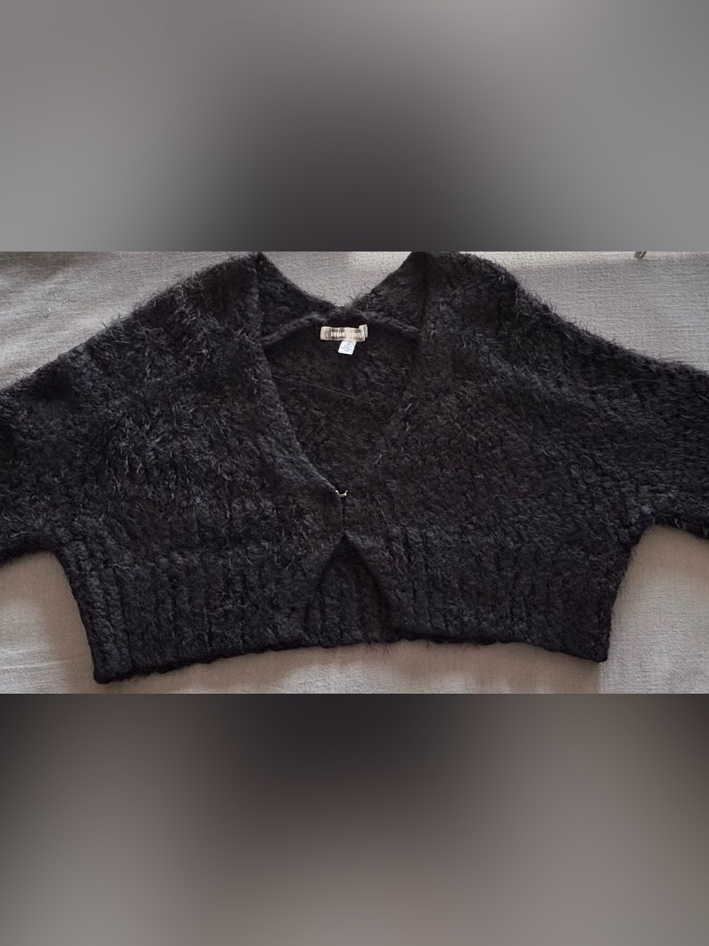 Urban Outfitters Black Fuzzy Cropped Cardigan Sweater M - Picture 3 of 7